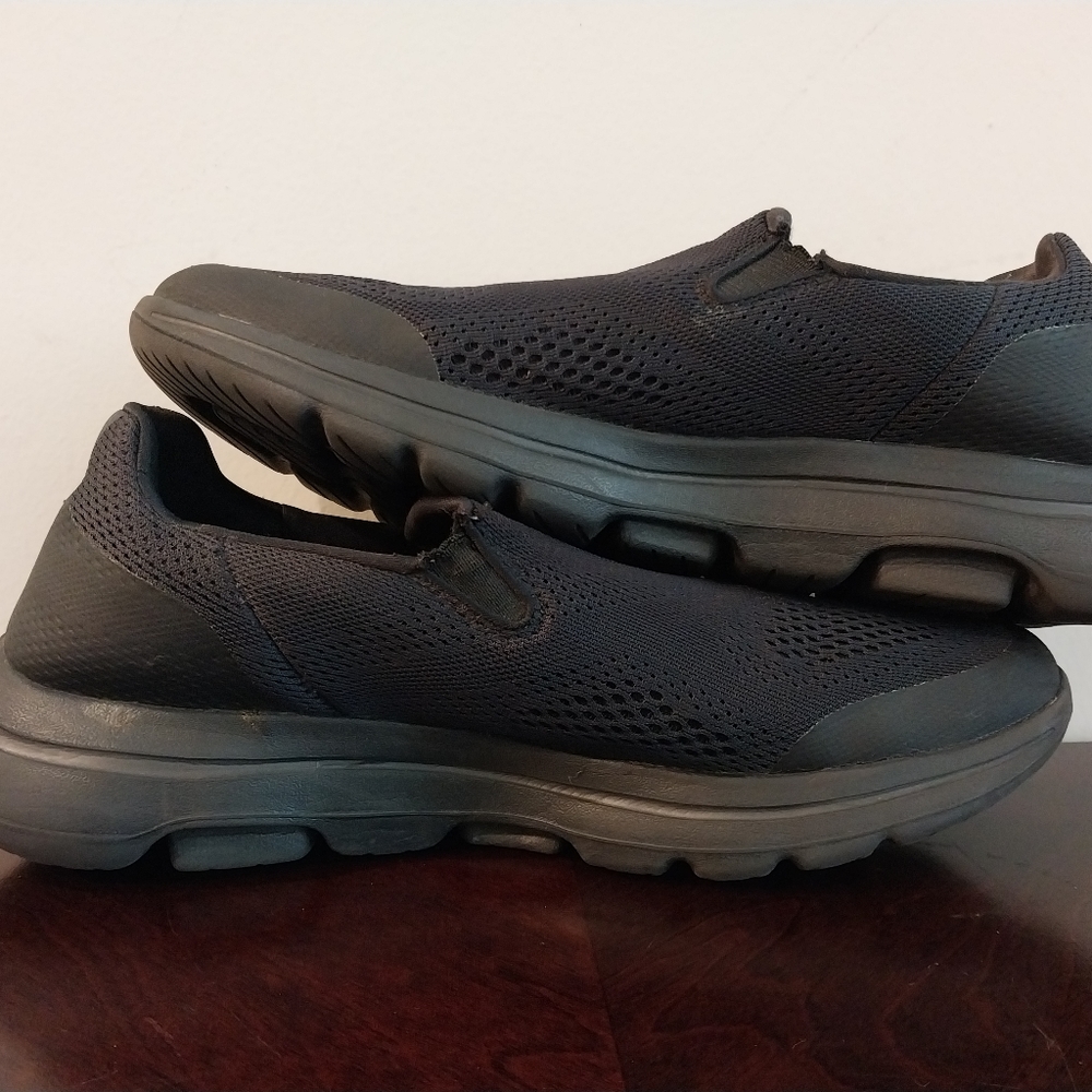 Skechers Mens Go Walk Evolution Ultra Ramble Slip-On Mesh Shoes Black 9.5